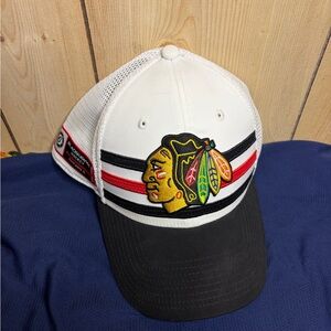 Fanatics Chicago Blackhawks White and Navy Authentic Pro Mesh Trucker Hat